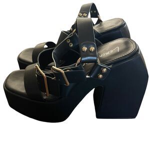 Dollskill Lemon Drop Khali Platform Block Heels Size 10 Ankle Buckle‎ Gothic